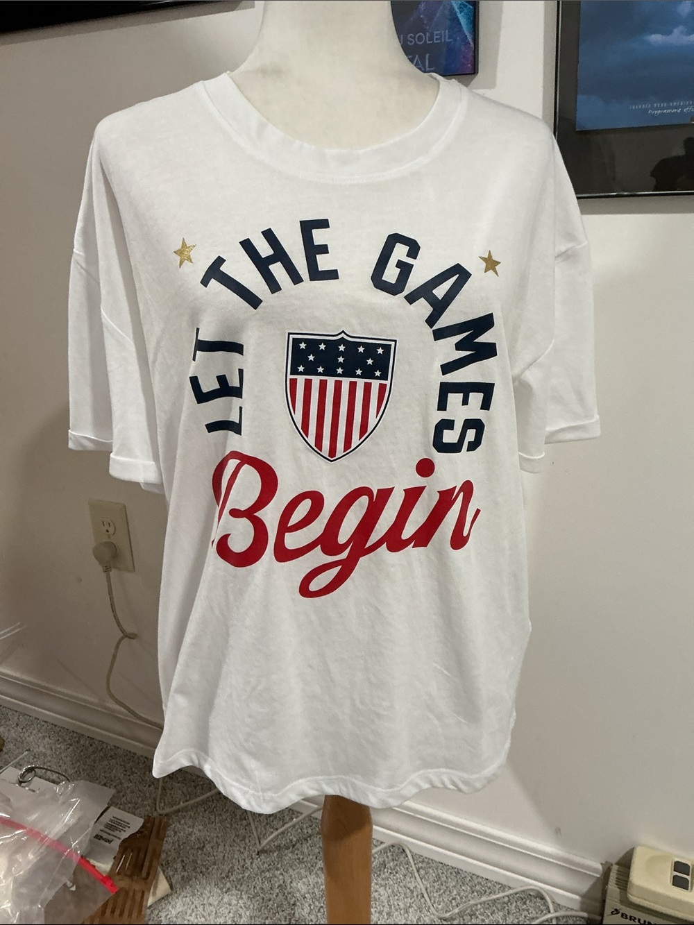 TEAM USA Let The Games Begin White Graphic T‑Shirt Size Large NEW